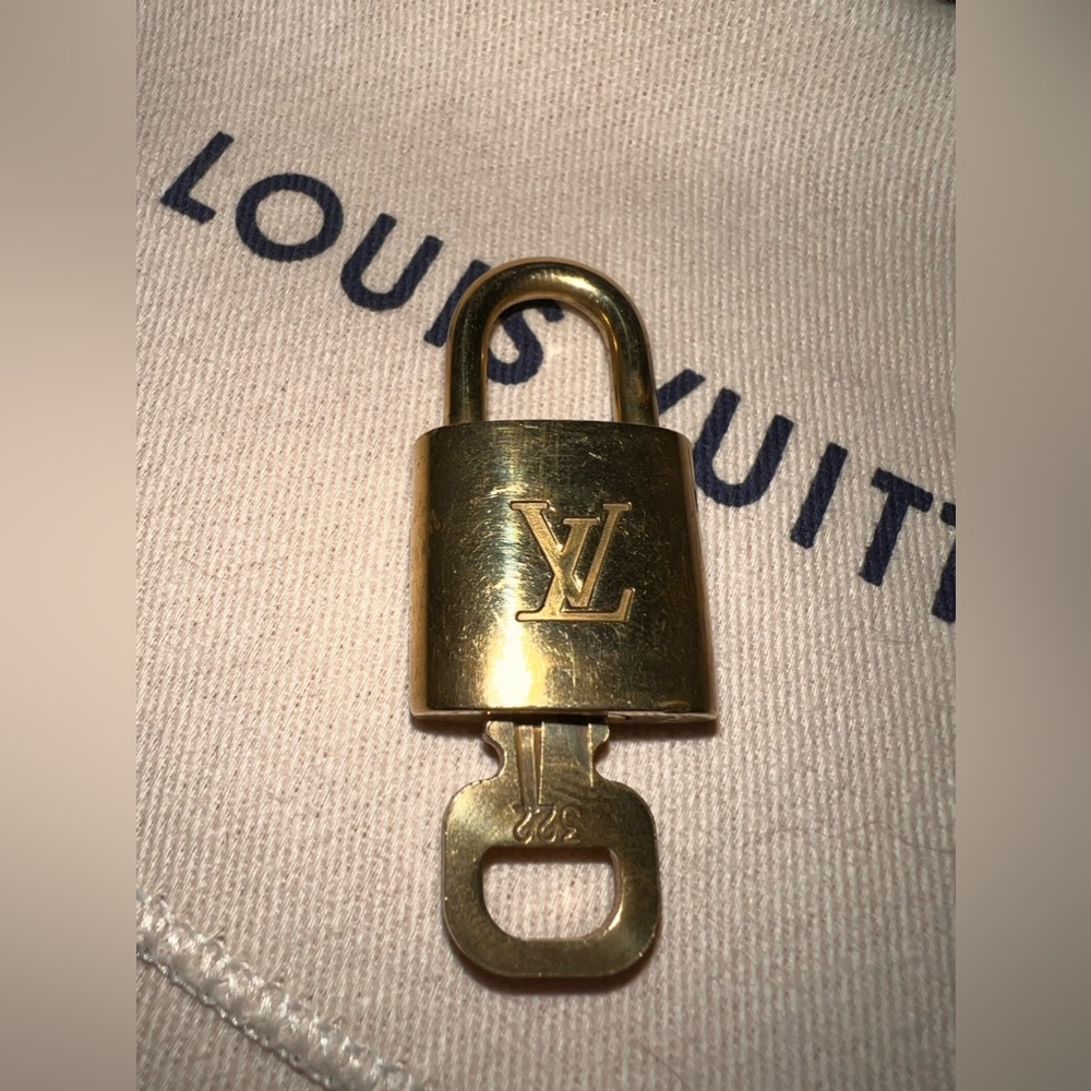 Louis Vuitton lock & key